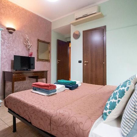 B&B Colorful Suite Yard Roma Ngoại thất bức ảnh