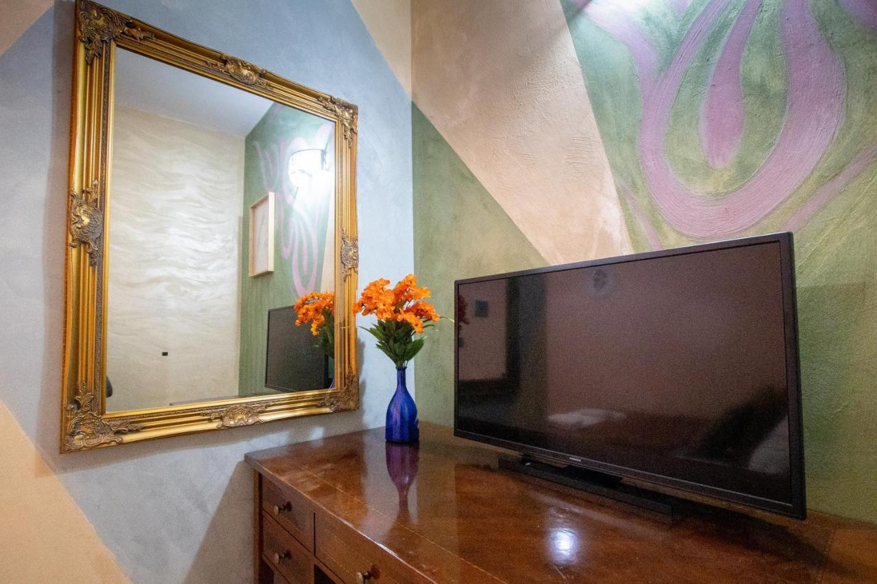 B&B Colorful Suite Yard Roma Ngoại thất bức ảnh