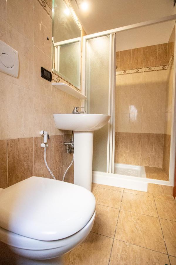 B&B Colorful Suite Yard Roma Ngoại thất bức ảnh