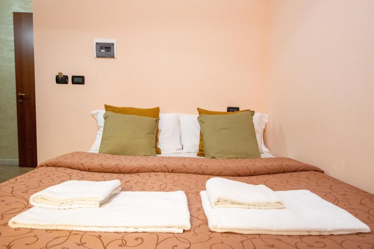B&B Colorful Suite Yard Roma Ngoại thất bức ảnh