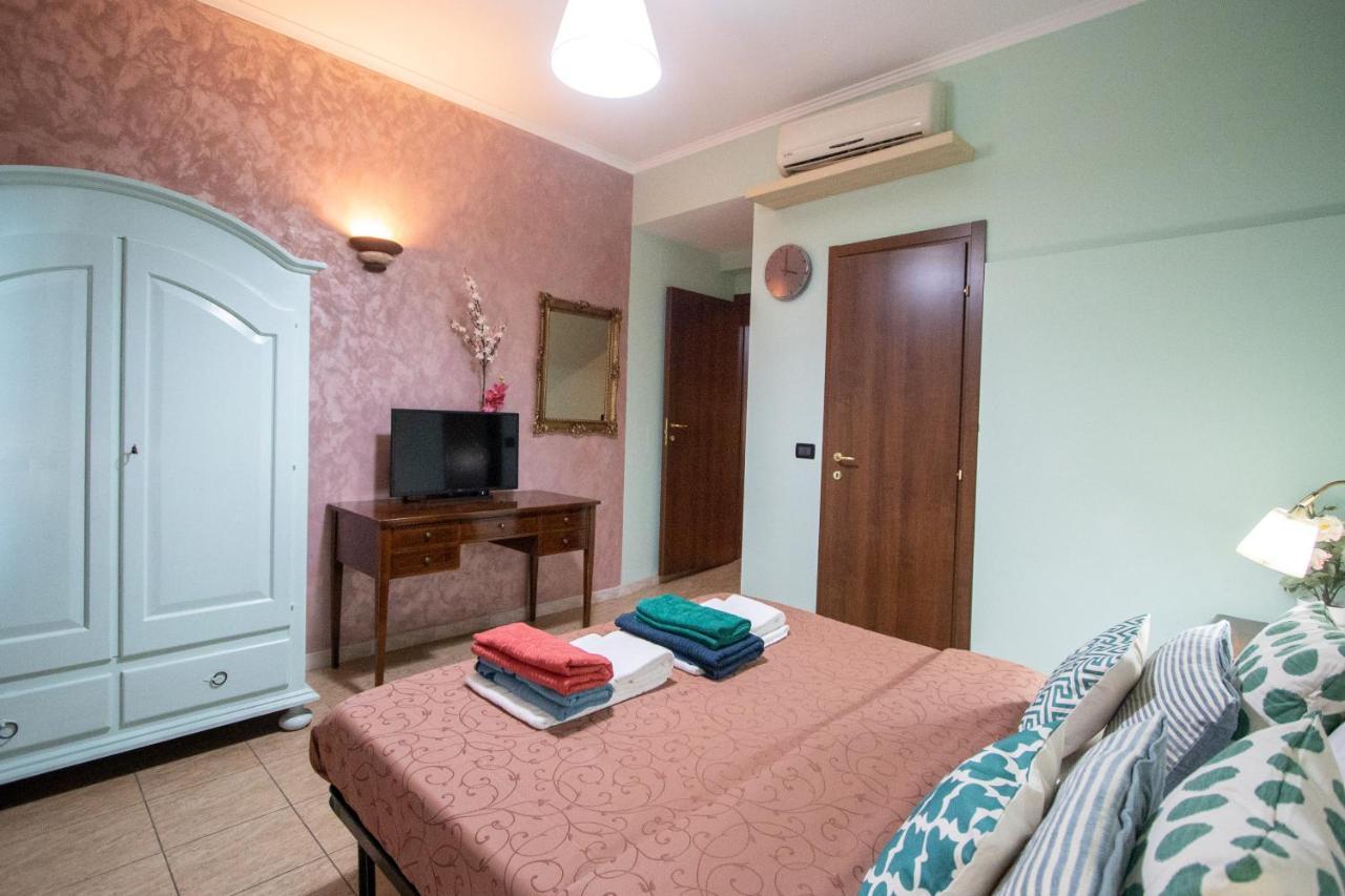 B&B Colorful Suite Yard Roma Ngoại thất bức ảnh