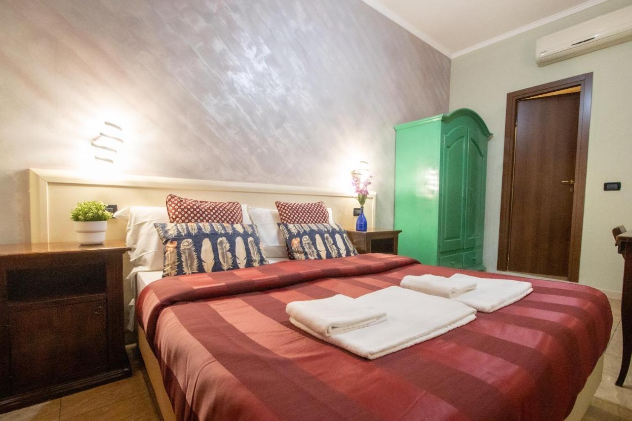 B&B Colorful Suite Yard Roma Ngoại thất bức ảnh