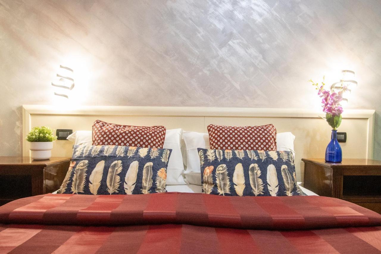 B&B Colorful Suite Yard Roma Ngoại thất bức ảnh