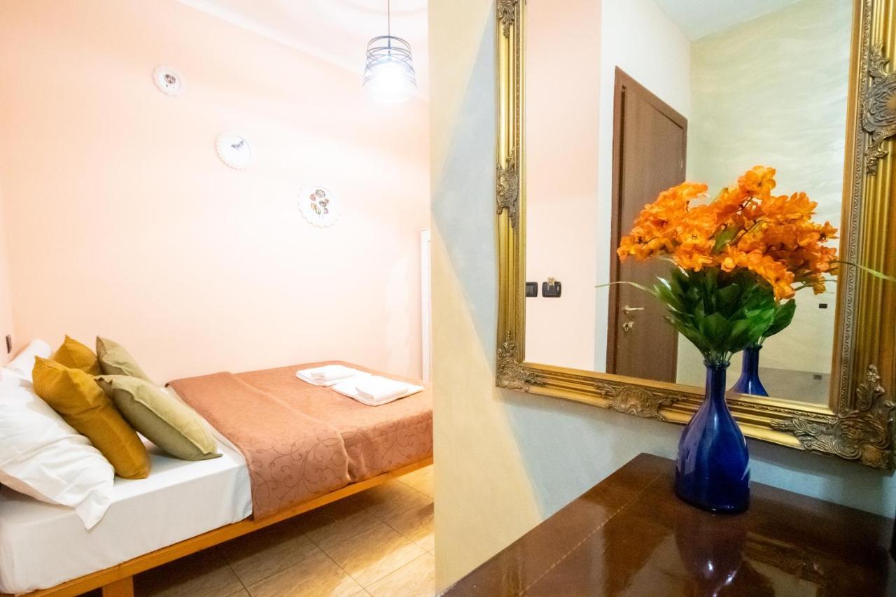 B&B Colorful Suite Yard Roma Ngoại thất bức ảnh