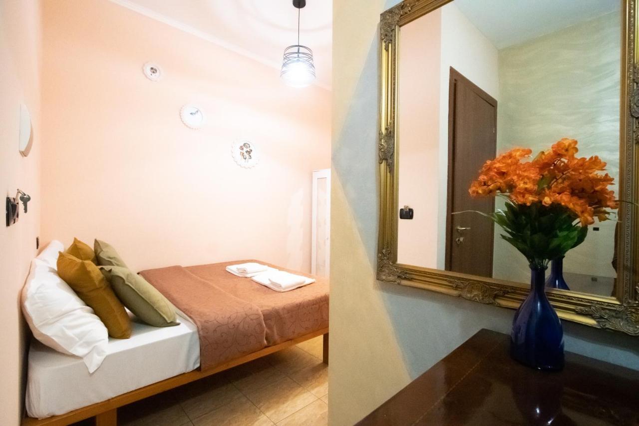 B&B Colorful Suite Yard Roma Ngoại thất bức ảnh